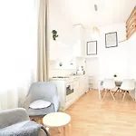 Hidden Gem In With Free Parking Innsbruck