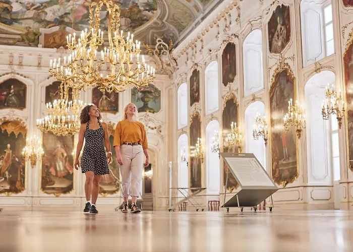 Hidden Gem In With Free Parking * Інсбрук