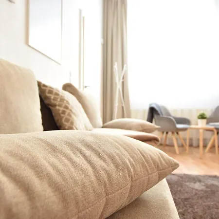 Hidden Gem In With Free Parking *